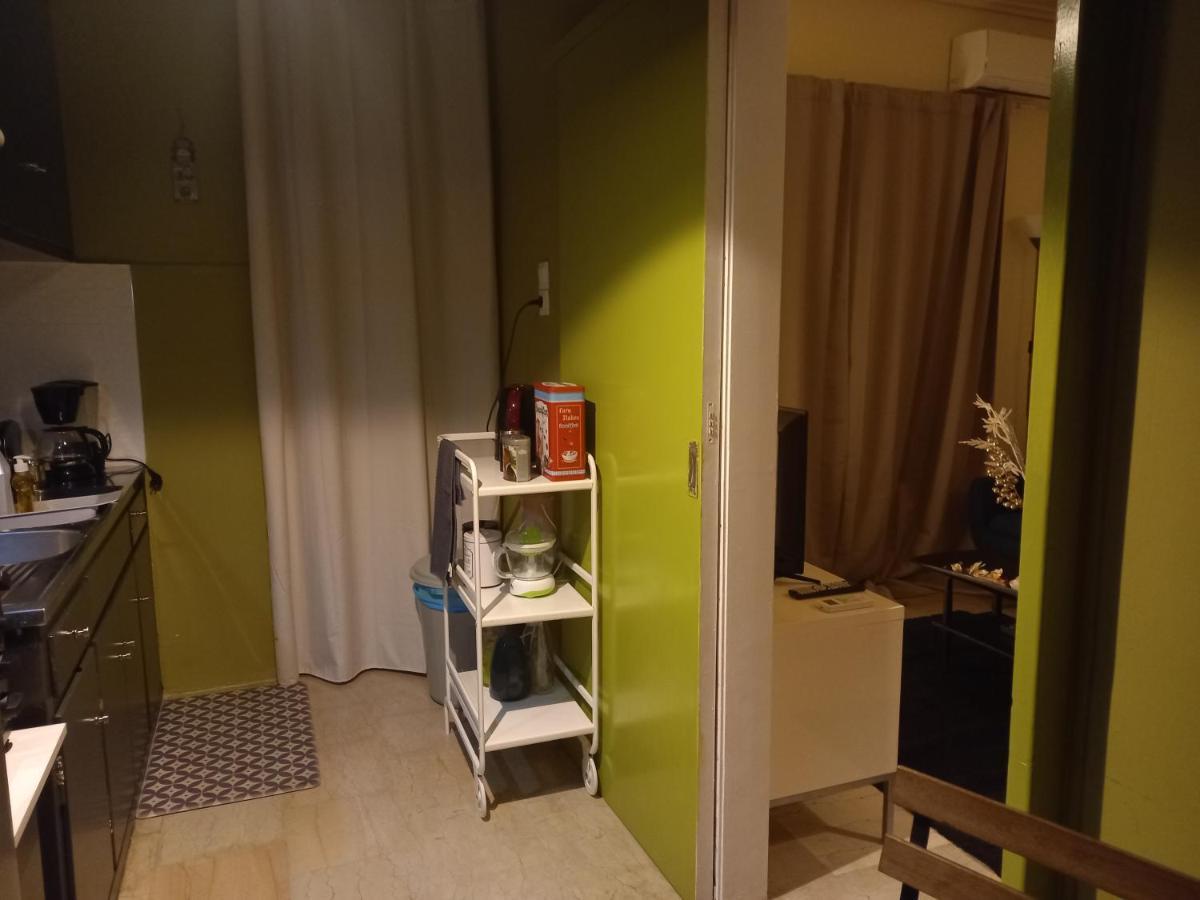 Fresh And Elegant Apartment, 9' From City Center Athene Buitenkant foto